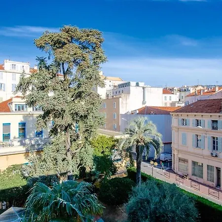 Ideal Congres 33m2 A 4 Minutes Du Palais Lejlighed *