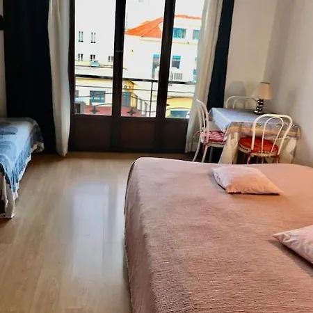 Ideal Congres 33m2 A 4 Minutes Du Palais Appartement